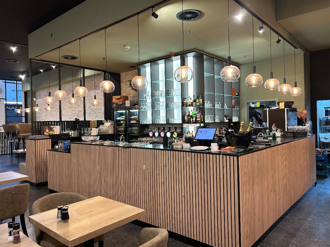 Commerce à remettre Liège - Horeca - 6VIN9