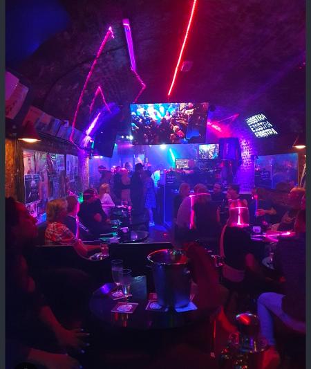 Bar-karaoke-discotèque Liège