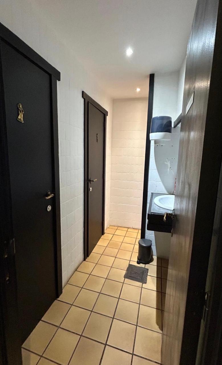 Commerce à remettre Bruxelles - Horeca - TNMJ8