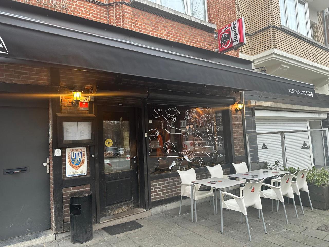 Commerce à remettre Bruxelles - Horeca - 79CU9/1cd845f8-342a-42aa-8c7a-c676fd8b7f1f